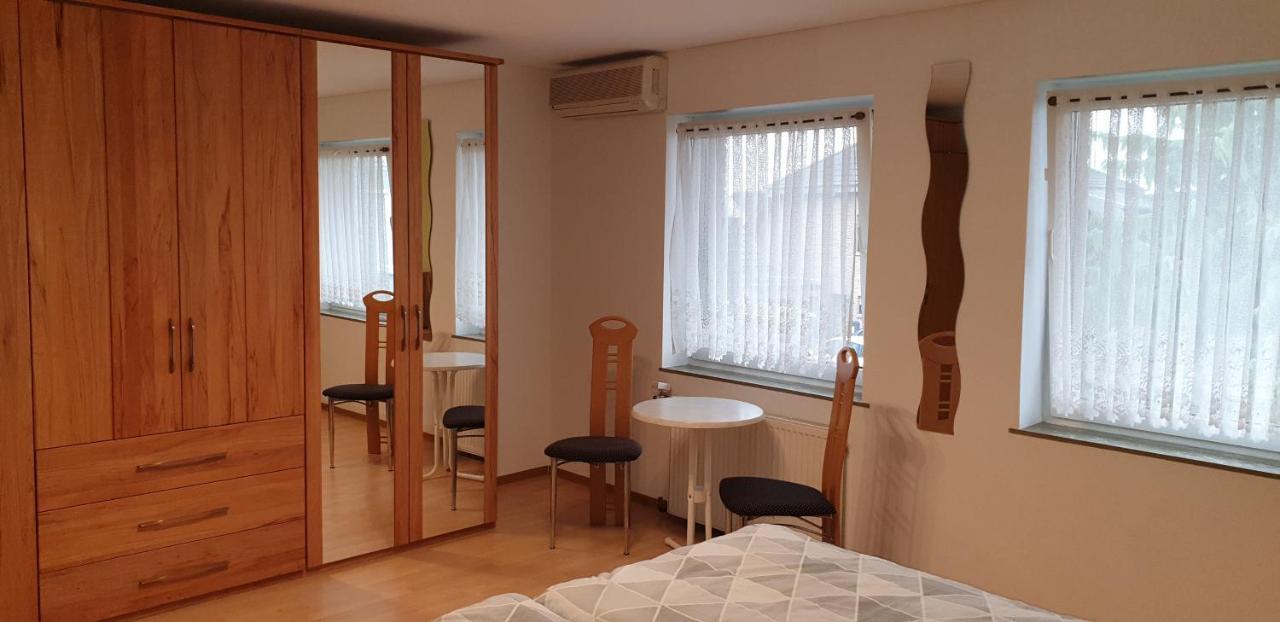 Gaestezimmer Junglas بورنهايم المظهر الخارجي الصورة