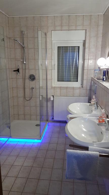 Gaestezimmer Junglas بورنهايم المظهر الخارجي الصورة